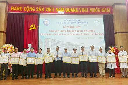 LỄ TỔNG KẾT HỖ TRỢ CHUYÊN MÔN KỸ THUẬT TẠI BỆNH VIỆN ĐA KHOA TỈNH TRÀ VINH