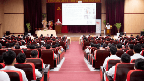 HỘI NGHỊ TRIỂN KHAI MẠNG LƯỚI CẤP CỨU ĐỘT QUỴ TẠI TỈNH VĨNH LONG: RÚT NGẮN THỜI GIAN TỐI ĐA CỨU NÃO